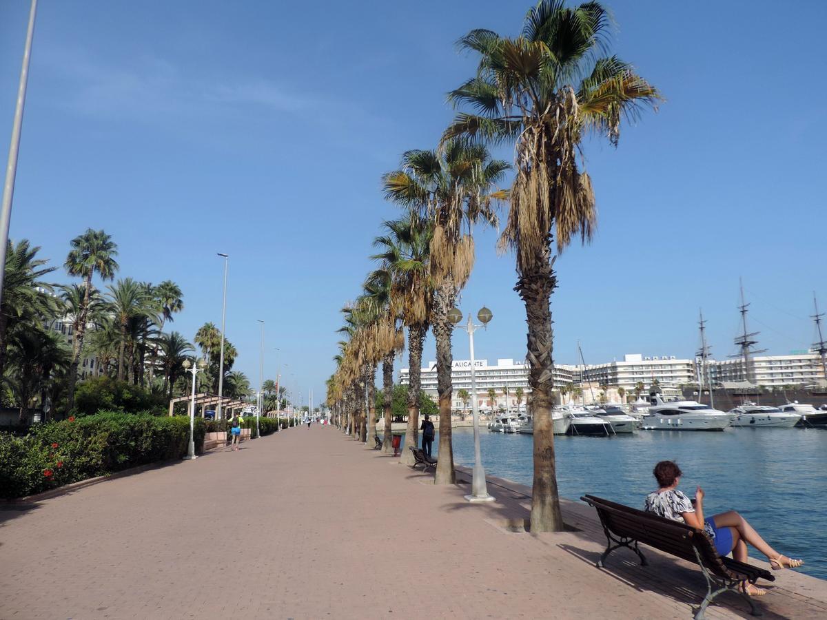 Hotel Maritimo Alicante Exterior photo